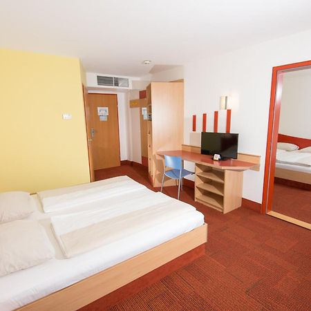 H2O Hotel-Therme-Resort, Fuer Familien Mit Kindern Bad Waltersdorf Exterior foto