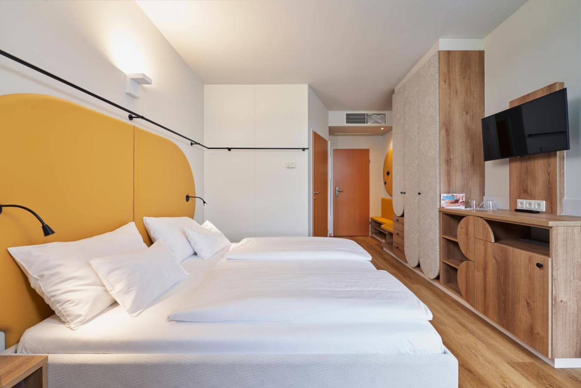H2O Hotel-Therme-Resort, Fuer Familien Mit Kindern Bad Waltersdorf Exterior foto
