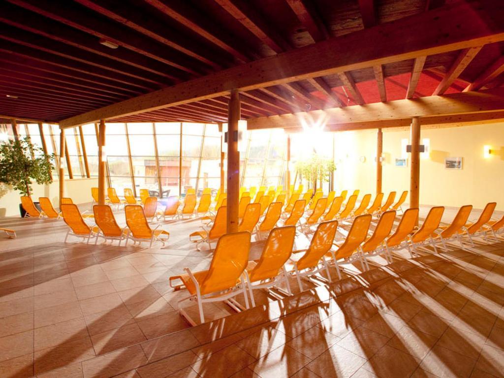 H2O Hotel-Therme-Resort, Fuer Familien Mit Kindern Bad Waltersdorf Exterior foto