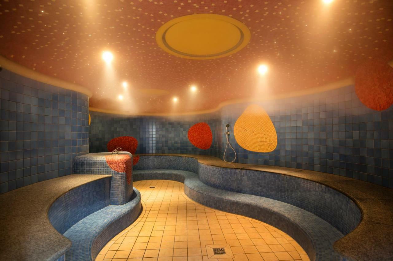 H2O Hotel-Therme-Resort, Fuer Familien Mit Kindern Bad Waltersdorf Exterior foto